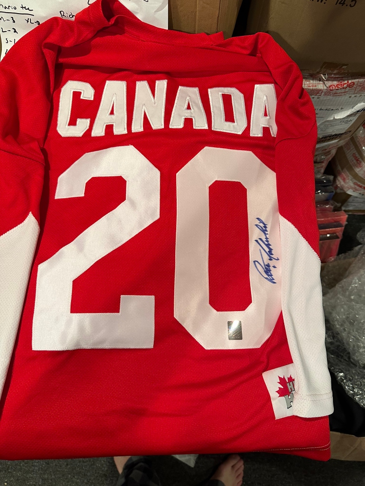 Peter Mahovlich Team Canada 1972 Summit series signed jersey-with COA