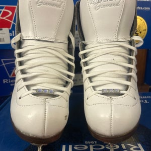 New Riedell White Jr 33 Diamond Skates Size 1 Medium Width