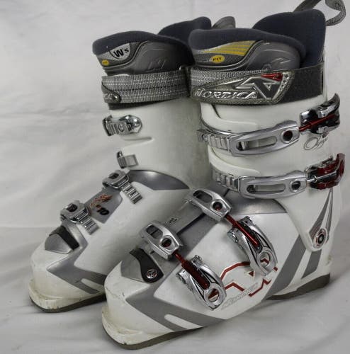 NORDICA OLYMPIA GS EASY 10 SKI BOOTS WOMEN SIZE 26.5/9.5