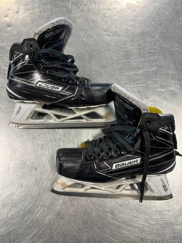 Intermediate Bauer Regular Width Size 4 Supreme 1S Hockey Goalie Skates