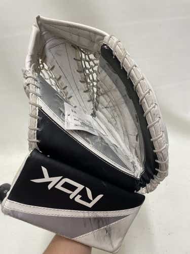 Used Reebok Pulse Sr 7.0 Ps Regular Goalie Catchers