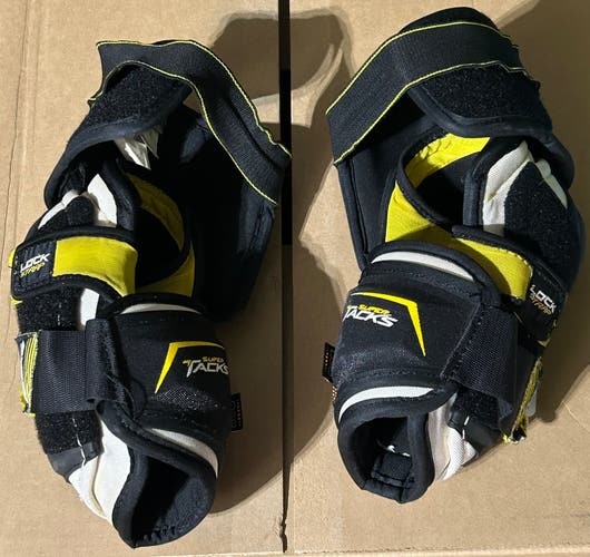Used Large CCM Super Tacks Elbow Pads