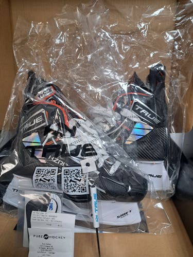 Senior New True HZRDUS 9X Hockey Skates Regular Width Size 9