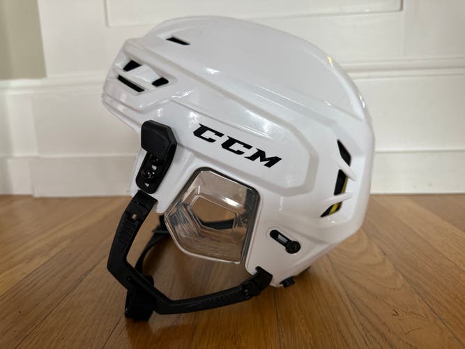 Used Small CCM Tacks 310 Helmet