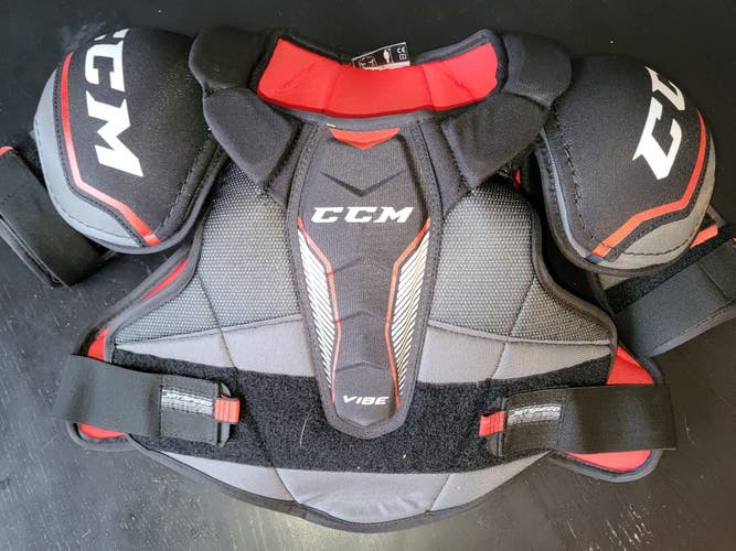 Senior like New Large CCM Vibe Shoulder Pads