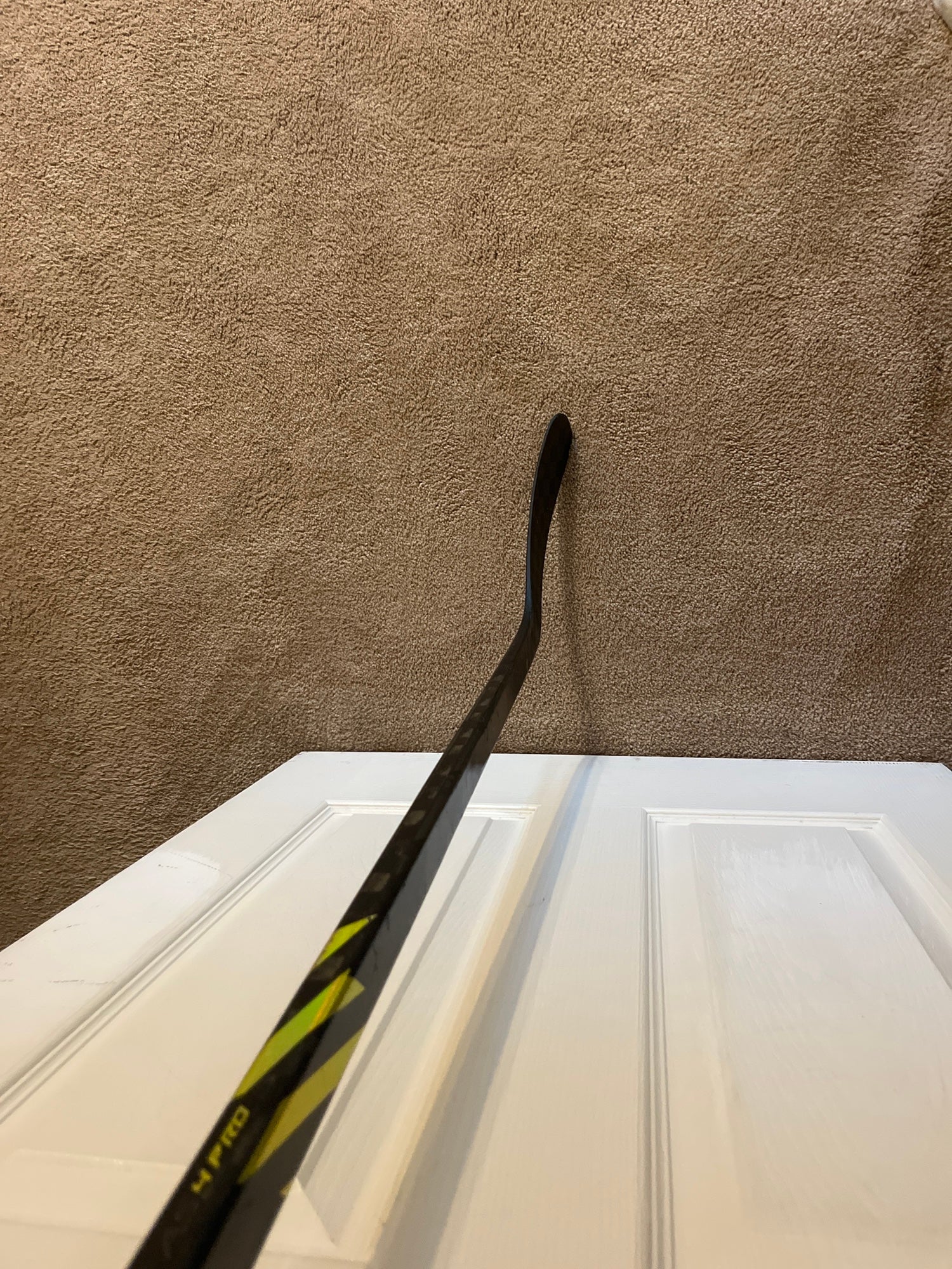 Senior Left Hand P29 Super Tacks AS4 Pro Hockey Stick | SidelineSwap