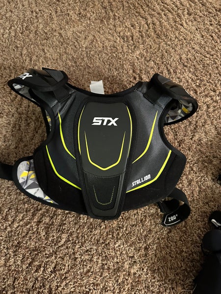 Used Large STX Stallion 200 Shoulder Pads Gloves and elbows