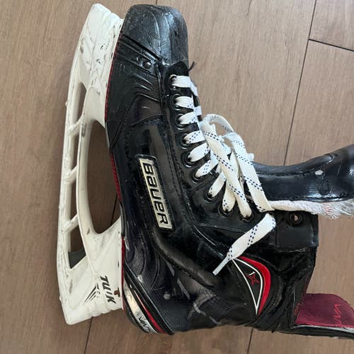 Senior Used Bauer Vapor 1X Hockey Skates Regular Width Pro Stock Size 11