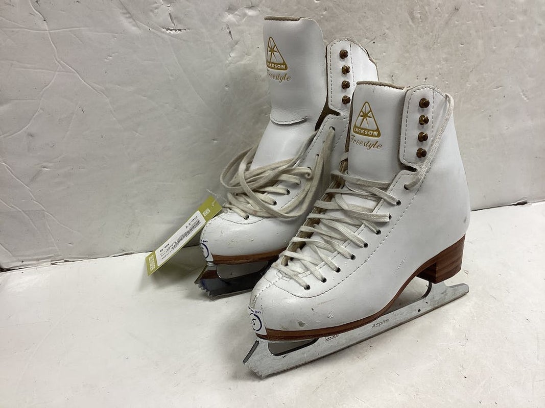Used Jackson Mystique Senior 5 Women's Figure Skates SidelineSwap