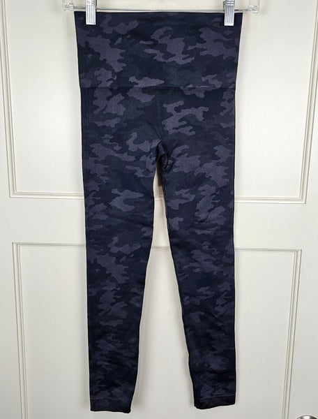 Spanx Women's Size S Look at Me Now Seamless Shapewear Leggings Camo Gray