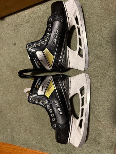 Used Bauer   Size 5.5 Supreme S37 Hockey Skates