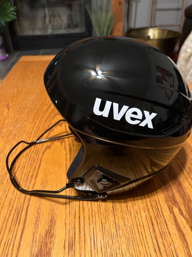 UVEX Race + Helmet FIS Legal Unisex 55-56cm Small / Medium