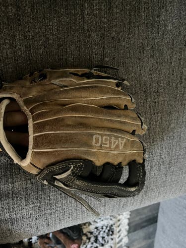 Right Hand Throw 11" A450 Baseball Glove