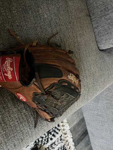 Rawlings baseball glove