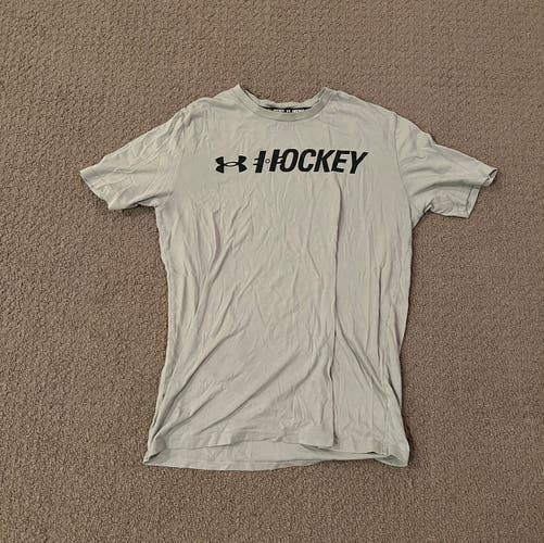 Used Under Armour Hockey Size Small T-Shirt
