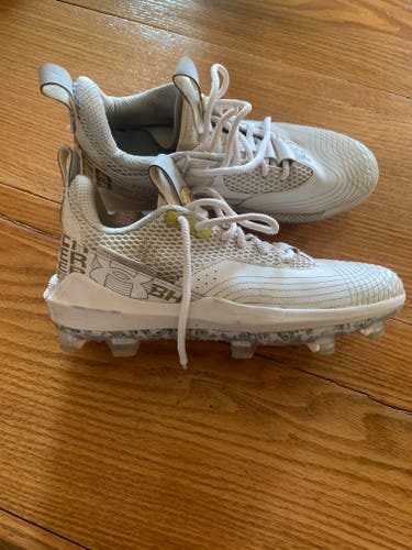 Under Armour Harper 7 low elite. size 9