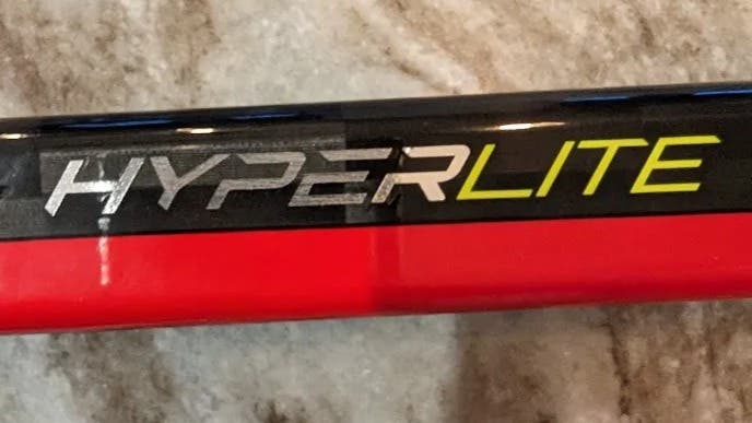 Senior New Right Handed Bauer Vapor Hyperlite Hockey Stick P92M 77FLEX