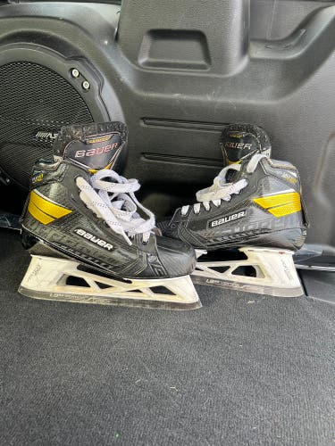 Used Bauer Regular Width Size 5 Hockey Goalie Skates