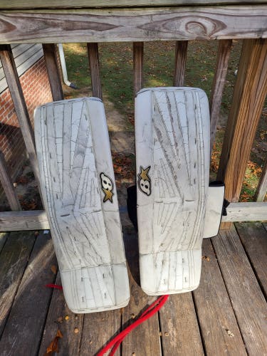 Used 32" Brian's SubZero Pro 2 Goalie Leg Pads