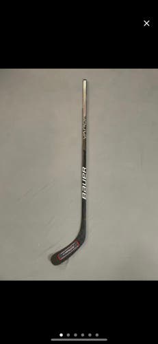 New Right Handed Vapor Hyperlite Hockey Stick