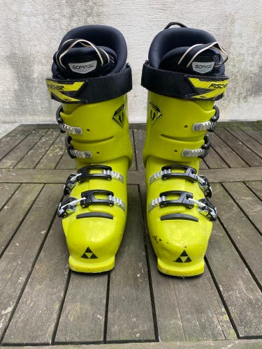 Fischer RC4 WC 80 Ski Boots 26.5 8.5