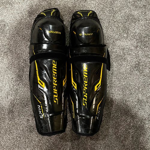Used Bauer Supreme MX3 shin pads size 13"