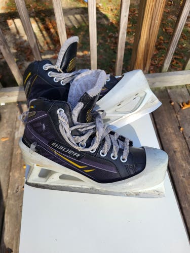 Junior Used Bauer Supreme One.7 Hockey Goalie Skates Size 6.5
