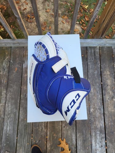 Used CCM left handed Premier R1.9