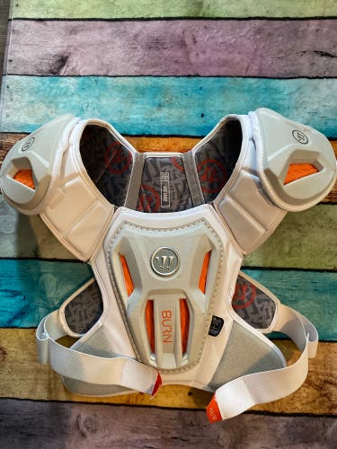 Used Warrior Burn Lacrosse Shoulder Pads - EKG Certified (Size: Large)