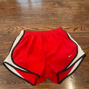Red Medium Women's Nike Tempo Shorts