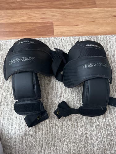 Bauer goalie knee pads