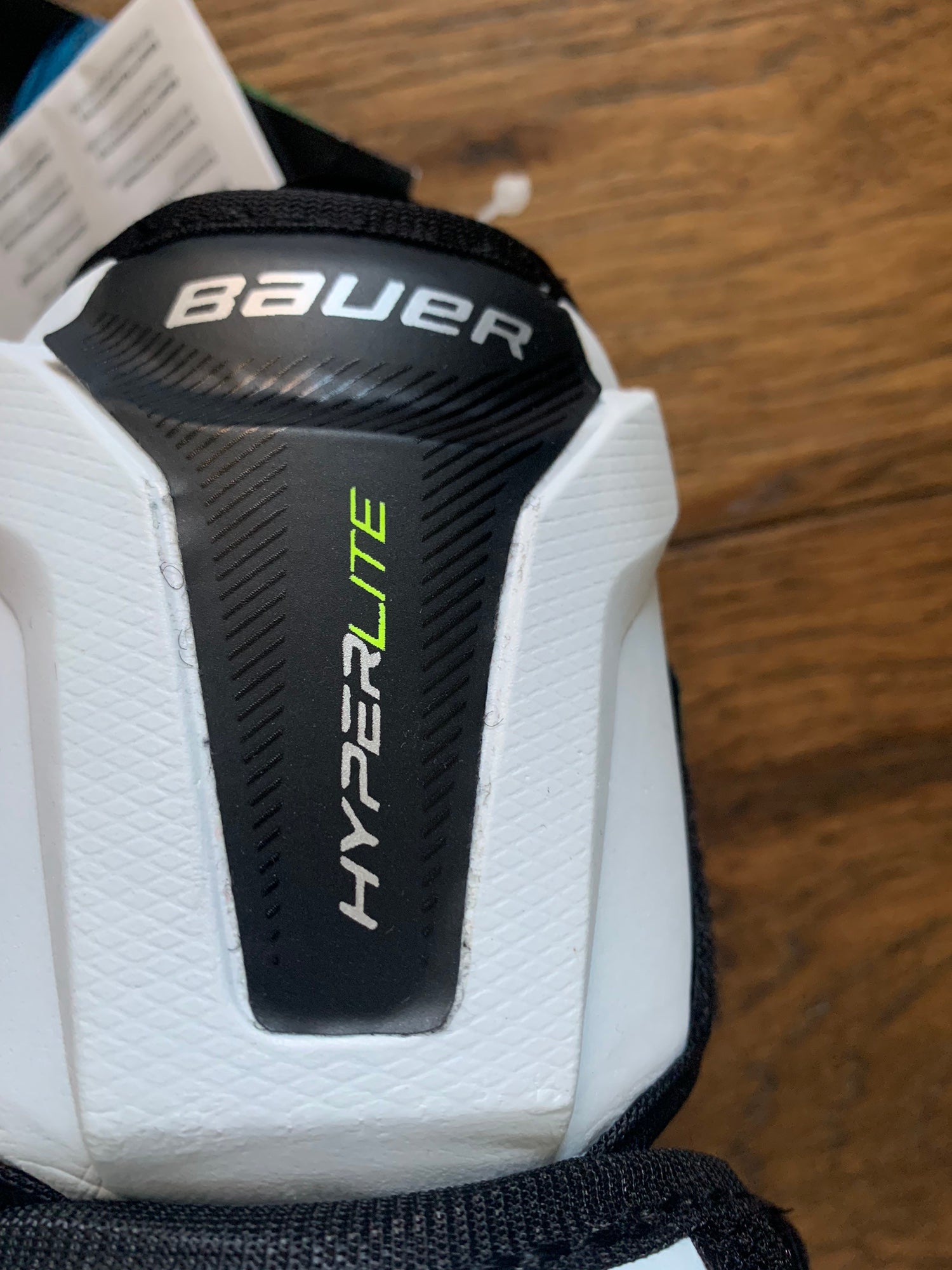 Bauer Vapor Hyperlite Senior Hockey Elbow Pads