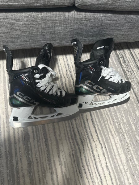 New CCM Pro Stock JetSpeed FT6 Pro Hockey Skates