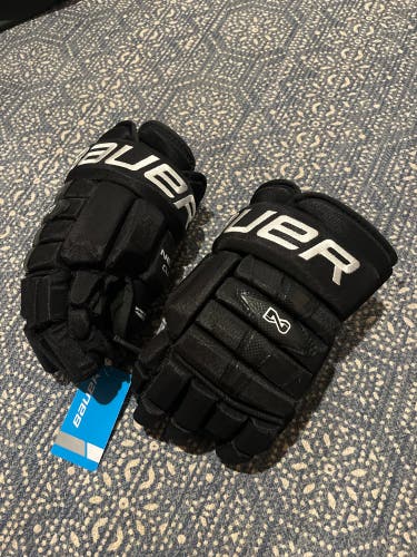 Bauer Nexus 4 Rolls, 14"