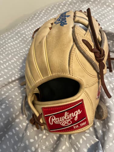 Outfield 12.75" Heart of the Hide Baseball Glove