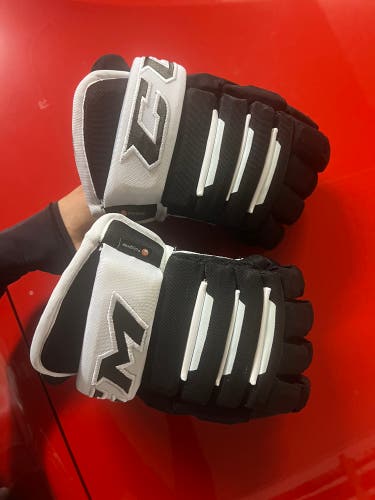 CCM 13"  Tacks 4 Roll Gloves
