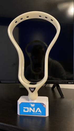 New Attack & Midfield ECD Unstrung DNA Head (brand new, original packaging)