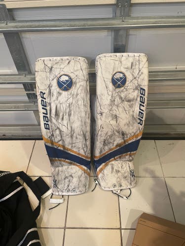 XL Bauer Vapor 2X Goalie Leg Pads (Read description!)