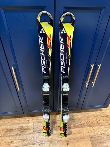 Fischer Jr. RC4 World Cup SL Skis
