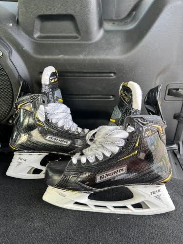 Used Bauer Size 5 Supreme 2S Pro Hockey Skates