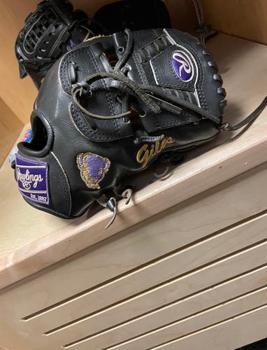 2023 Pitcher's 11.5" Pro Preferred Baseball Glove