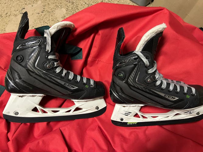 Used CCM Regular Width Size 5 RibCor 50K Hockey Skates