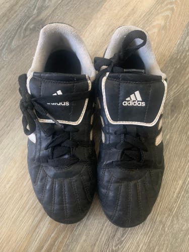 Adidas youth soccer cleats