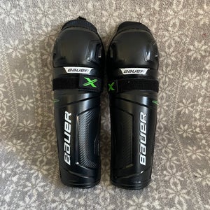 Like New Junior Bauer X Size 11" Shin Pads