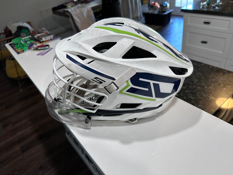 3 cascade S helmets