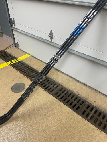 3 Pack Senior Right Handed Toe Pattern Pro Stock A6.0 HT Hockey Stick