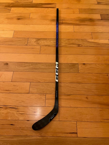New CCM Ribcor Trigger 8 Pro Hockey Stick P28/70 Flex/Right Handed