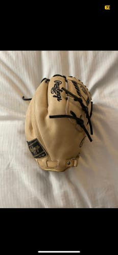 2023 Pitcher's 12" Heart of the Hide Baseball Glove