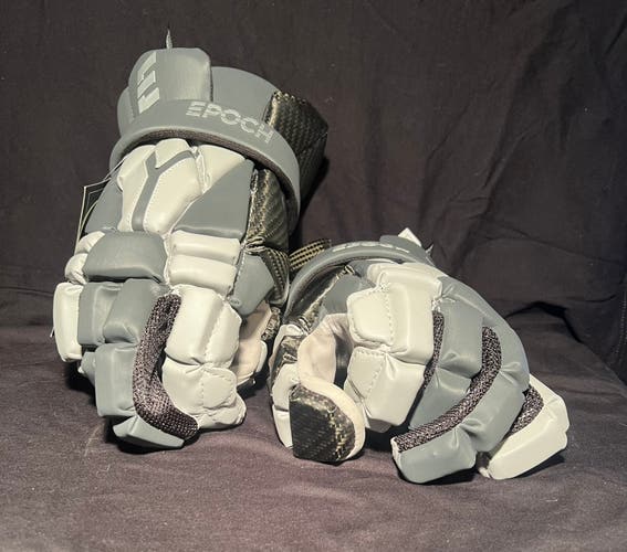 New Player's Epoch Extra Large Integra Lacrosse Gloves
