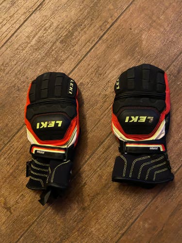 Leki mitts size 7